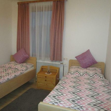 Dorfwirtshaus Rauch Otel Eschabruck Dış mekan fotoğraf