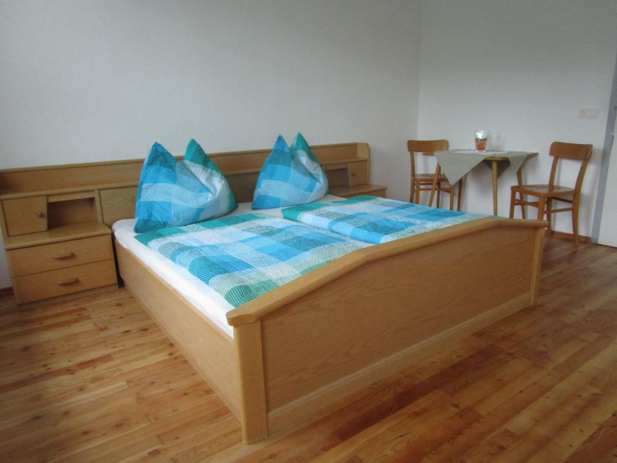Dorfwirtshaus Rauch Otel Eschabruck Dış mekan fotoğraf