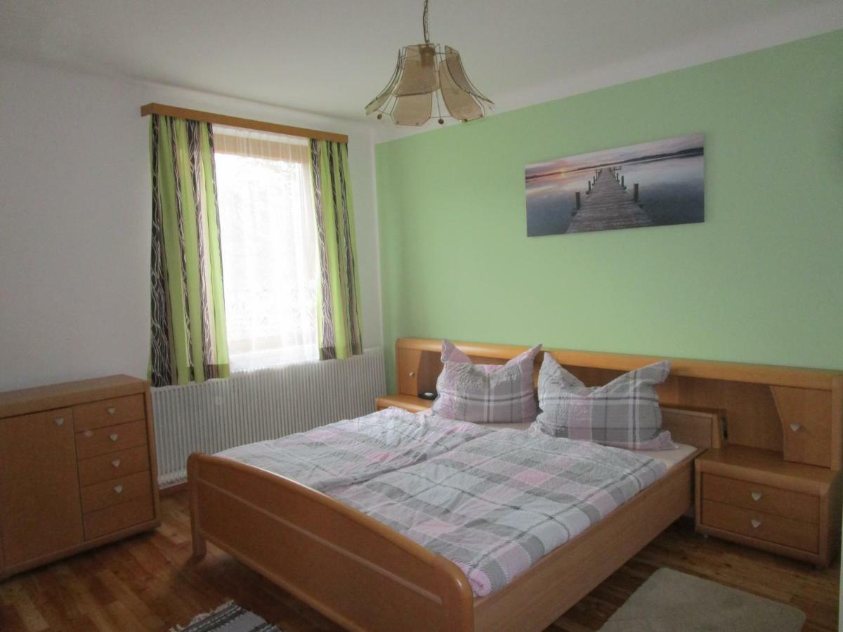 Dorfwirtshaus Rauch Otel Eschabruck Dış mekan fotoğraf