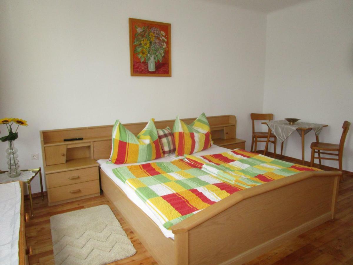 Dorfwirtshaus Rauch Otel Eschabruck Dış mekan fotoğraf