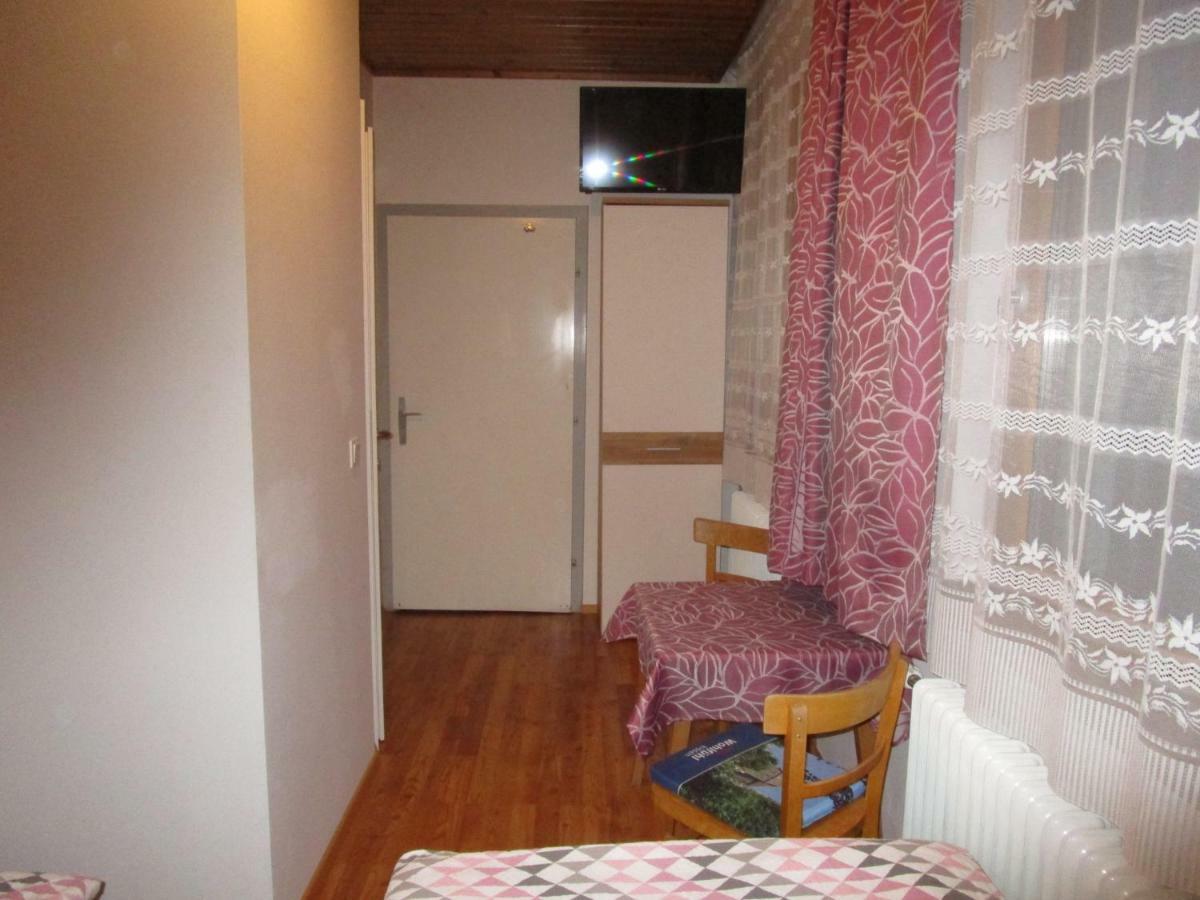 Dorfwirtshaus Rauch Otel Eschabruck Dış mekan fotoğraf