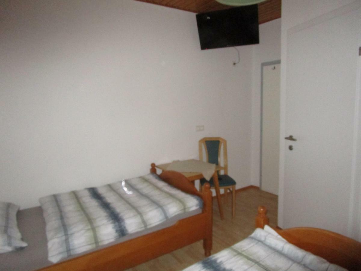 Dorfwirtshaus Rauch Otel Eschabruck Dış mekan fotoğraf