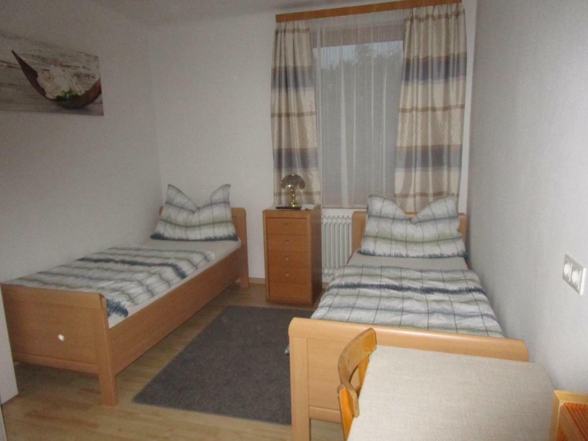 Dorfwirtshaus Rauch Otel Eschabruck Dış mekan fotoğraf