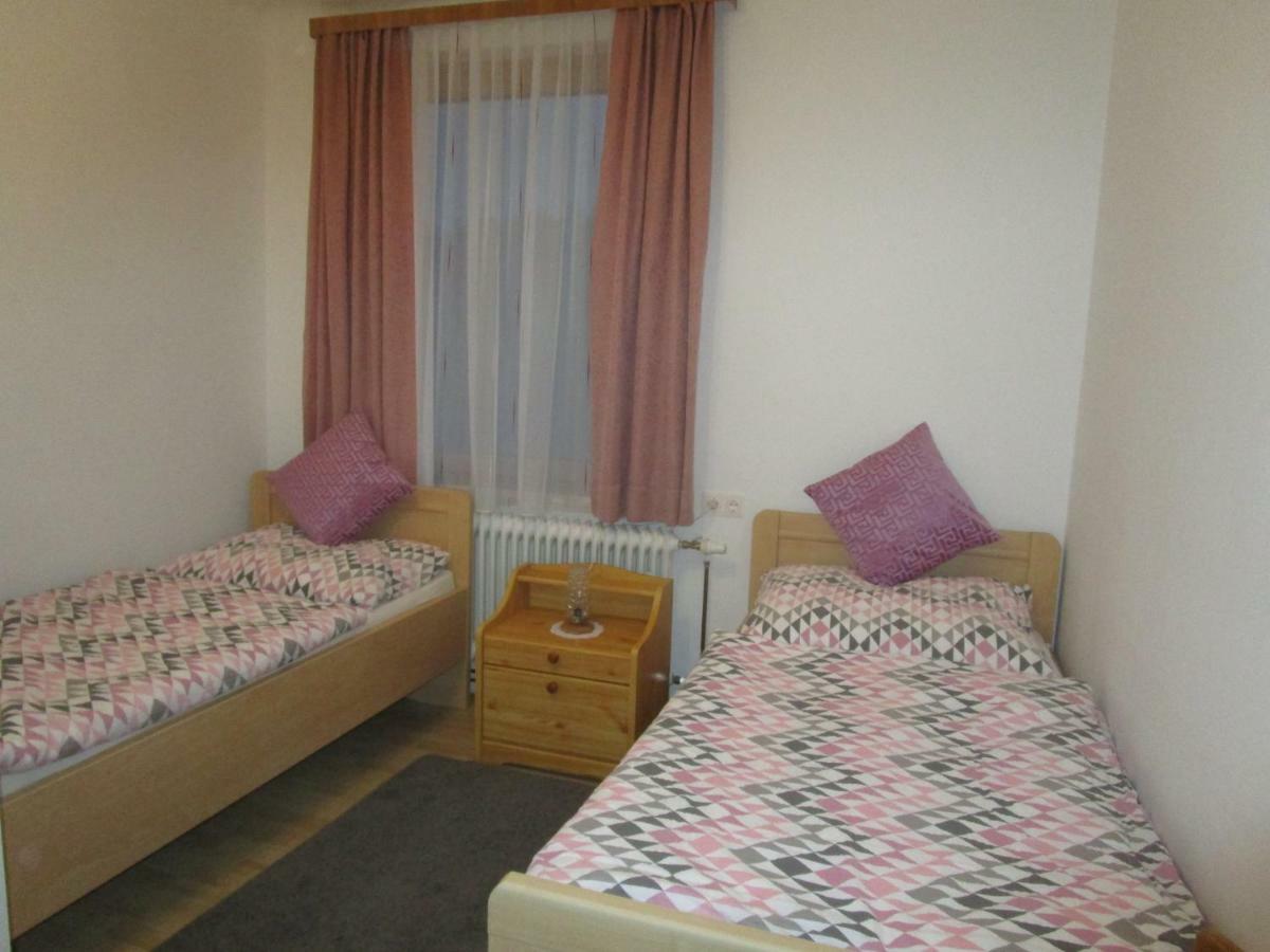 Dorfwirtshaus Rauch Otel Eschabruck Dış mekan fotoğraf