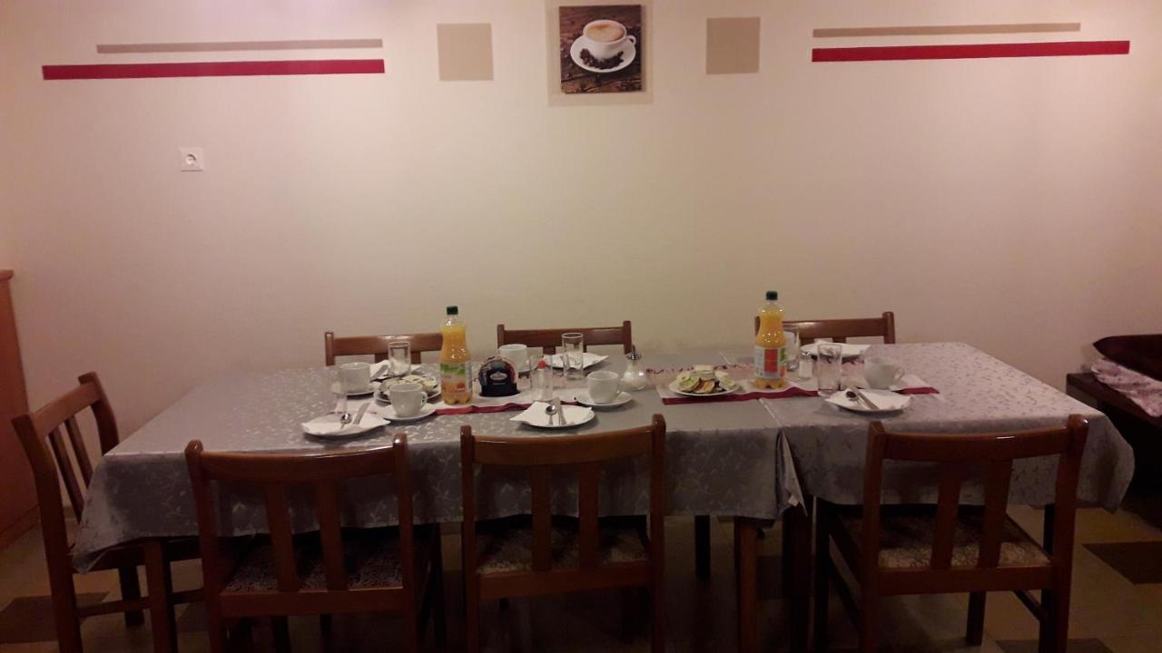 Dorfwirtshaus Rauch Otel Eschabruck Dış mekan fotoğraf